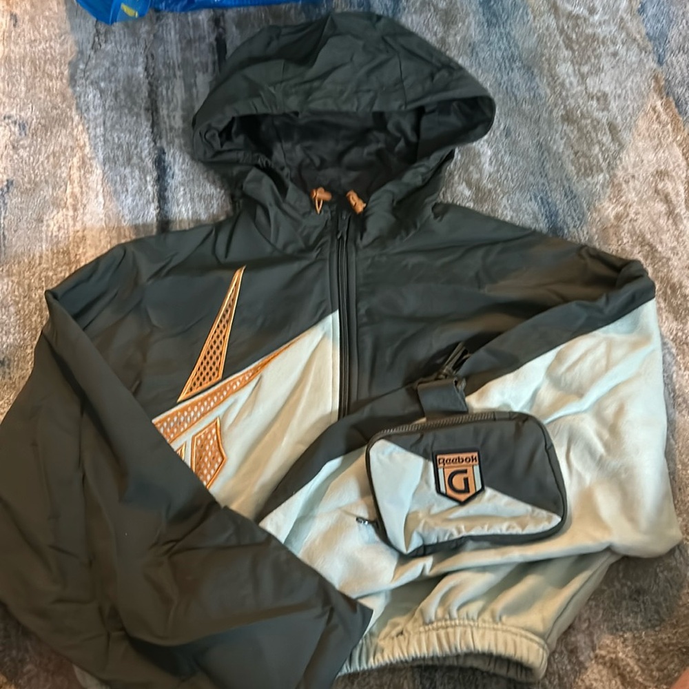 Reebok Gigi Hadid Colab Cropped Sweatshirt-Size XS